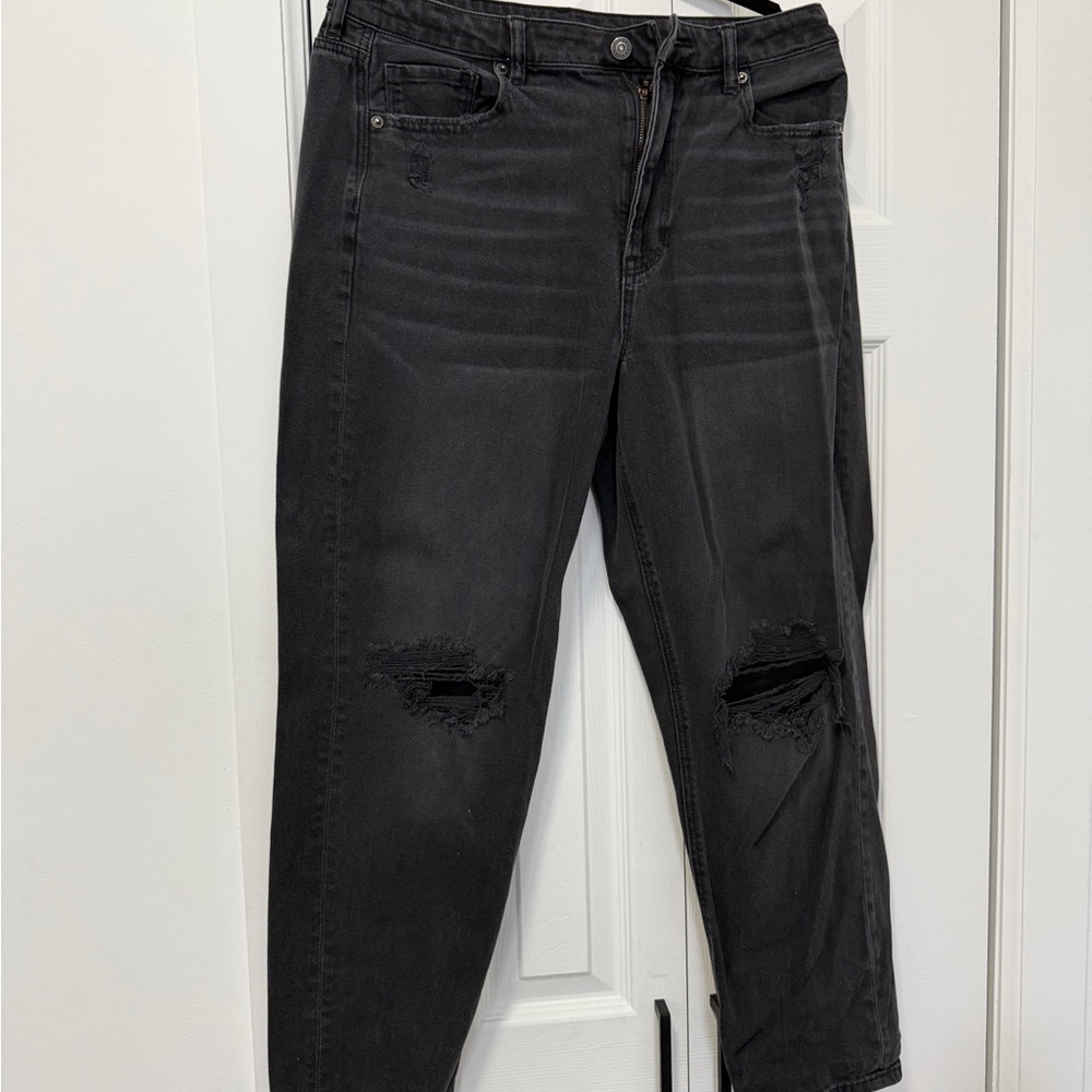 American Eagle Outfitters Black Distressed Boyfriend Jeans